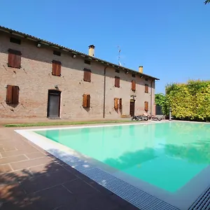 casolare-fratina.emilia-romagnahotels.net/